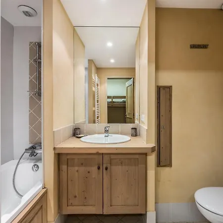 Appartement Duplex Familial Près Des Pistes Avec Garage - Fr-1-563-60 *